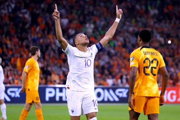 MBAPPE Kylian Team France cheers after his goal to 0 1 UEFA Football EURO Qualification match Holland France 1 2 on 13 10 2023 in Amsterdam DFL REGULATIONS PROHIBIT ANY USE OF PHOTOGRAPHS as IMAGE SEQUENCES and or QUASI VIDEO Copyright: xLacixPerenyix
