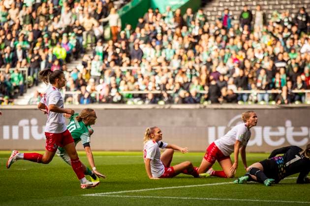GER, FFBL, SV Werder Bremen vs 1 FC Koeln 14 10 2023, wohninvest WESERSTADION, GER, FFBL, SV Werder Bremen vs 1 FC Koeln in picture Lina Hausicke SV Werder Bremen 18 scores 2 0, nordphotoxGmbHx xRauch nph00251