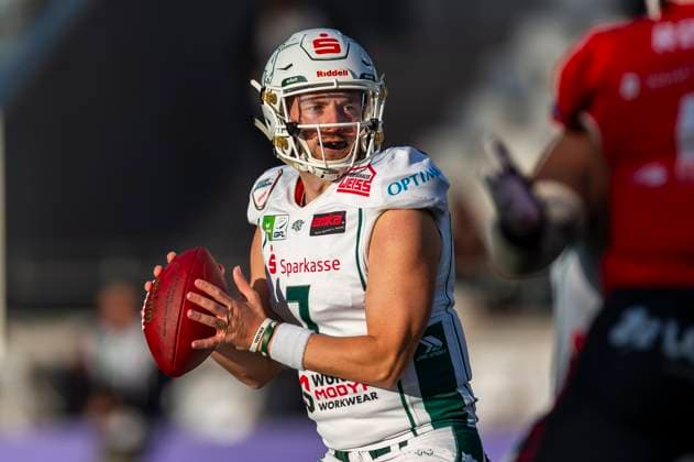 Ian Gehrke 7, quarterback, Schwaebisch Hall Unicorns GER, Potsdam Royals vs Schwaebisch Hall Unicorns, GFL, season 2023, GFL Bowl, finals, 14 10 2023, GER, Potsdam Royals vs Schwaebisch Hall Unicorns, GFL, season 2023, GFL Bowl, finals, 14 10 2023 Essen Copyright: xEibner-Pressefotox EP_FWF