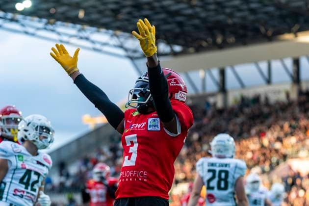Touchdown cheer Brandon Polk 3, WR, Potsdam Royals GER, Potsdam Royals vs Schwaebisch Hall Unicorns, GFL, season 2023, GFL Bowl, finals, 14 10 2023, GER, Potsdam Royals vs Schwaebisch Hall Unicorns, GFL, season 2023, GFL Bowl, finals, 14 10 2023 Essen Copyright: xEibner-Pressefotox EP_FWF