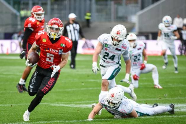 Thomas Jenkins ERIMA GFL Bowl 2023 Potsdam Royals vs Schwäbisch Hall Unicorns game photos 14 10 2023 Thomas Jenkins Potsdam Royals touchdown ERIMA GFL Bowl 2023, Potsdam Royals vs Schwäbisch Hall Unicorns on October 14, 2023 at Stadion an der Hafenstraße, Essen, Germany.