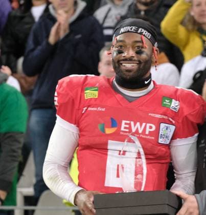 14 10 2023 Essen Stadion an der Hafenstrasse American Football ERIMA GFL Bowl 2023 Potsdam Royals vs Schwäbisch Hall Unicorns Big cheer the Potsdam Royals are German Champion 2023 here Jaylon Henderson