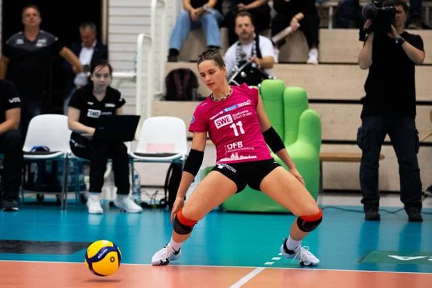 2 Bundesliga Women Pro Schwarz Weiss Erfurt vs TV Dingolfing Erfurt 14 10 2023 Mia Anna Stauß 11 Schwarz Weiss Erfurt 2 Bundesliga Women Pro Schwarz Weiss Erfurt vs TV Dingolfing Riethsporthalle Erfurt 14 10 2023 Copyright: xBEAUTIFULxSPORTS Duehringx