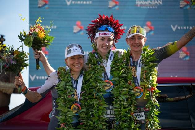 Bilder des Jahres 2023, Sport 10 Oktober Sport Themen der Woche KW41 Podium World Championship, WM, Weltmeisterschaft Hawaii 2023, v.l.n.r. Anne Haug (GER), Lucy Charles-Barclay (GBR), Laura Philipp (GER), Ironman World Championship Hawaii 2023, Women’s Race, Kailua-Kona (USA), 14.10.2023 Kailua-Kona Hawaii - _IMWCHawaii2023_CarlaNagel-68 Copyright: xBEAUTIFULxSPORTS Nagelx