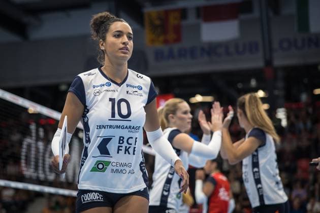 Volleyball Supercup 2023 Women Viteos NUC vs FKB Power Cats Duedingen Guemligen, 14 10 2023 Bruna Fernanda Da Silva Ferreira FKB Power Cats Duedingen, 10 Volleyball Supercup 2023 Women Viteos NUC vs FKB Power Cats Duedingen in Guemligen, on Saturday, October 14, 2023 Copyright: xBEAUTIFULxSPORTS OlafxRellischx
