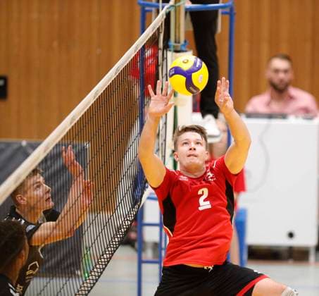 Germany Kriftel 14 10 2023 Volleyball Hesse 2 Bundesliga South Men Season 2023 2024 TuS Kriftel red GSVE Delitzsch black v l Tobias Thiel Kriftel No 2 Sport TuS Kriftel GSVE Delitzsch