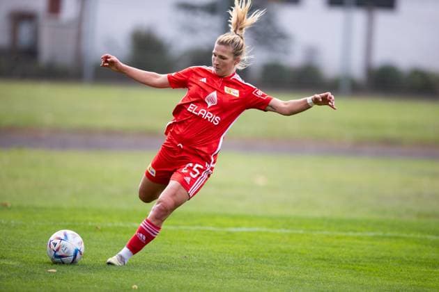 Womens Regionalliga Nordost 1 FFV Erfurt vs 1 FC Union Berlin Erfurt 15 10 2023 Dina Sophia Orschmann 25 1 FC Union Berlin Womens Regionalliga Nordost 1 FFV Erfurt vs 1 FC Union Berlin Hauptplatz Sportforum Johannesplatz Erfurt 15 10 2023 Copyright: xBEAUTIFULxSPORTS Duehringx