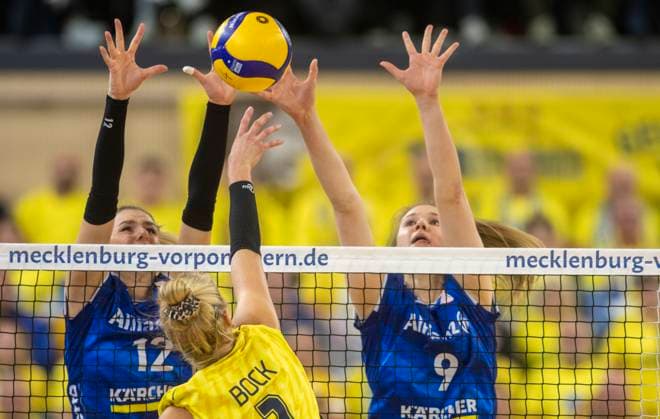 Volleyball, Women, DVV Supercup, SSC Palmberg Schwerin - Allianz MTV Stuttgart