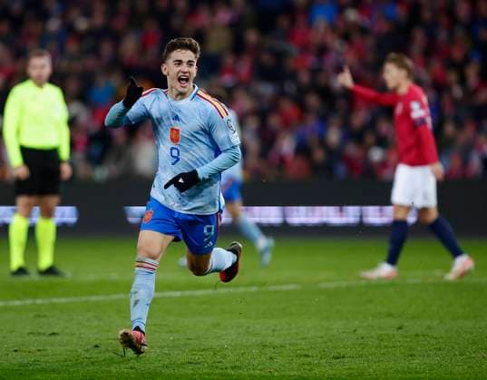 Partido de clasificacion para la Eurocopa 2024 entre Noruega y Espana. En la imagen, celebracion de Gavi tras marcar para Espana. UEFA EURO, EM, Europameisterschaft,Fussball 2024 qualifying match between Norway and Spain. In this picture, Gavi celebrates after scoring for Spain. FOTOxCHEMAxREY  ecommerceFotos eCommerce2-142387999