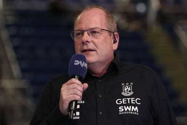 15 10 2023, xtgx, handball, Liqui Moly HBL, SC Magdeburg TSV Hannover Burgdorf emspor v l Marc Henrik Schmedt Magdeburg on Dyn interview portrait, portraet, single image Magdeburg