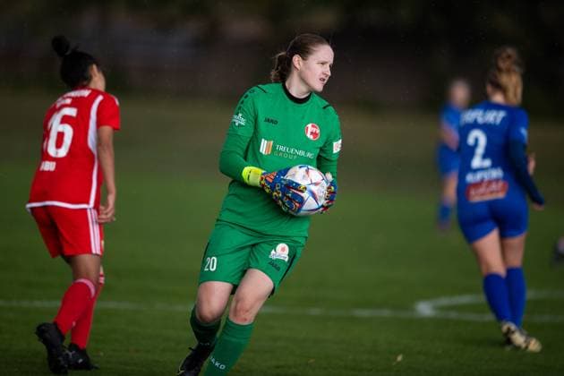 Womens Regionalliga Nordost 1 FFV Erfurt vs 1 FC Union Berlin Erfurt 15 10 2023 Laura Kalbe 20 1 FFV Erfurt Womens Regionalliga Nordost 1 FFV Erfurt vs 1 FC Union Berlin Hauptplatz Sportforum Johannesplatz Erfurt 15 10 2023 Copyright: xBEAUTIFULxSPORTS Duehringx