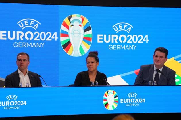 EURO 2024 Tournament Director Philipp Lahm, DFB Vice President Celia Sasic and Labor Minister Hubertus Heil 16 10 2023 EURO 2024 Partnership DFB VDV