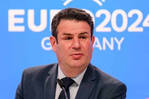 Hubertus Heil SPD, Federal Minister of Labor and Social Affairs , GER, Press Conference, UEFA Working Visits EURO 2024, Frankfurt am Main, 16 10 2023, GER, Press Conference, UEFA Working Visits EURO 2024, Frankfurt am Main, 16 10 2023 Frankfurt am Main Copyright: xEibner-Pressefoto FlorianxWieganx EP_FWD
