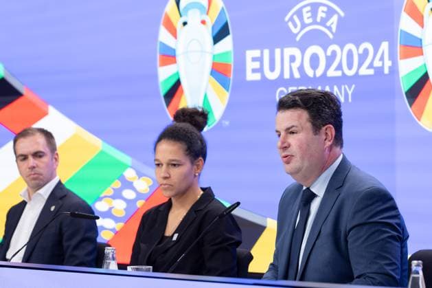 DFB Press Conference Hubertus Heil, Federal Minister of Labor and Social Affairs, to his left Philipp Lahm, Tournament Director of UEFA EURO 2024 and Celia Sasic, UEFA EURO 2024 Ambassador Press Conference of the DFB on 16 October 2023 in Frankfurt am Main , Frankfurt am Main Hesse Germany Deutsche Bank Park
