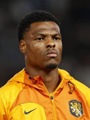 ATHENS - Denzel Dumfries of Holland during the European Championship, EM, Europameisterschaft qualifying match in group B between Greece and the Netherlands at the Opap Arena on October 16, 2023 in Athens, Greece. ANP MAURICE VAN STEEN UEFA EURO, EM, Europameisterschaft,Fussball 2024 qualifying 2023 2024 xVIxANPxSportx xxANPxIVx 481301801 originalFilename: 481301801.jpg