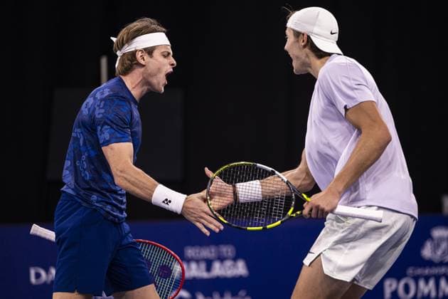 Belgian Tibo Colson and Belgian Zizou Bergs celebrate during a first round doubles match at the European Open Tennis ATP, Tennis Herren tournament, in Antwerp, Tuesday 17 October 2023. LAURIExDIEFFEMBACQ  x77929865x