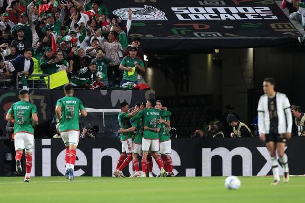 RECORD DATE NOT STATED Seleccion Mexico 2023 Mexico 2-2 Germany Uriel Antuna celebrates his goal 1-1 of Mexico during the game Mexican national team, Nationalteam (Mexico) vs Germany, the friendly preparation, at Lincoln Financial Field Stadium, on October 17, 2023. <br><br> Uriel Antuna celebra su gol 1-1 de Mexico durante el partido Seleccion Mexicana (Mexico) vs Alemania, amistoso de preparacion en el Lincoln Financial Field Stadium, el 17 de Octubre de 2023. PHILADELPHIA PENSILVANIA UNITED STATES  Copyright: xUlisesxNaranjox 20231017203129_SMN_23_AM_MEX_GER_ANTUNA166