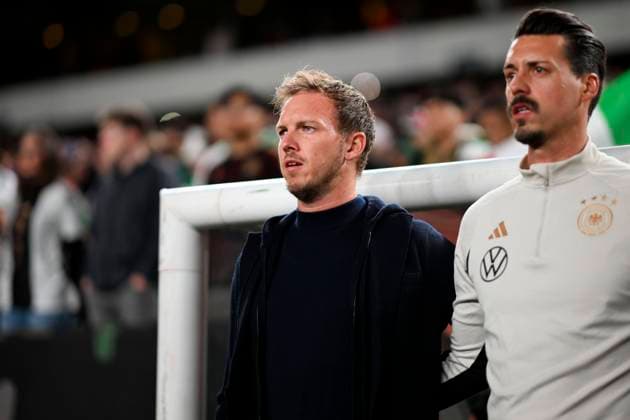 18 10 2023, Soccer National Teams Friendlies 2023, International Match, Mexico Germany, at Lincoln Financial Field Philadelphia, PA , v li National Coach Julian Nagelsmann Germany and Co Coach Sandro Wagner Germany during the anthem.