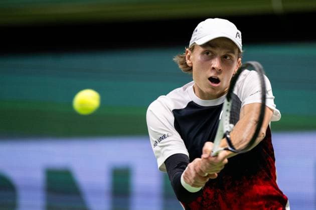 231018 Emil Ruusuvuori of Finland during day 5 of the Nordic Open tennis tournament on October 18, 2023 in Stockholm Photo Emma Wallskog BILDBYRAN COP 320 EW0271 tennis nordic open dag 5 bbeng  Copyright: EMMAxWALLSKOG BB231018EW019