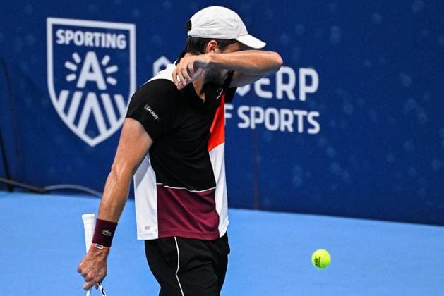 French Gregoire Barrerre looks dejected during a second round match at the European Open Tennis ATP, Tennis Herren tournament, in Antwerp, Wednesday 18 October 2023. LAURIExDIEFFEMBACQ  x77998025x