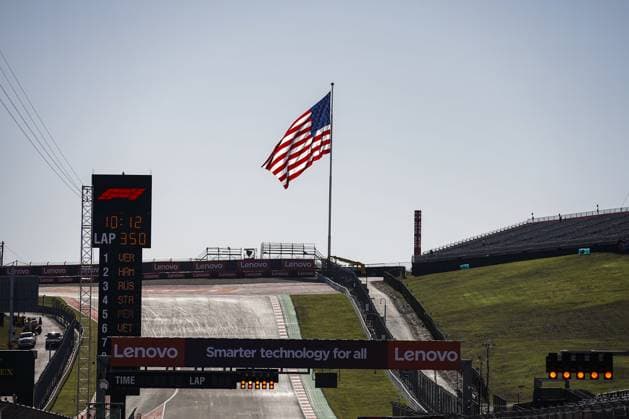 Austin circuit ambiance EEUU flag during the 2023 Formula 1 Lenovo United States Grand Prix, 18th round of the 2023 Formula One World Championship, WM, Weltmeisterschaft from October 20 to 22, 2023 on the Circuit of The Americas, in Austin, USA - F1 - US GRAND PRIX 2023 DPPI Panoramic  00123040__R3_9790