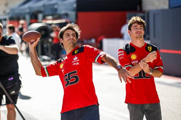 SAINZ Carlos (spa), Scuderia Ferrari SF-23, portrait LECLERC Charles (mco), Scuderia Ferrari SF-23, portrait during the 2023 Formula 1 Lenovo United States Grand Prix, 18th round of the 2023 Formula One World Championship, WM, Weltmeisterschaft from October 20 to 22, 2023 on the Circuit of The Americas, in Austin, USA - F1 - US GRAND PRIX 2023 DPPI Panoramic 00123040__R3_9876