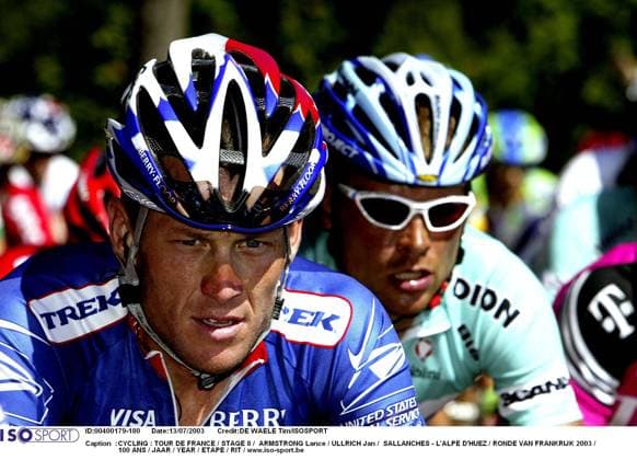 CYCLING : TOUR DE FRANCE 2003 CYCLING : TOUR DE FRANCE STAGE 8 ARMSTRONG Lance ULLRICH Jan SALLANCHES - L ALPE D HUEZ RONDE VAN FRANKRIJK 2003 100 ANS JAAR YEAR ETAPE RIT www.iso be L ALPE D HUEZ FRANCE FRANKRIJK  Copyright: xDExWAELExTimx 81169