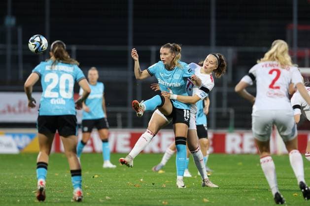 Google Pixel Womens Bundesliga 2023 2024, 1 FC Köln Bayer 04 Leverkusen Karolina Lea Vilhjalmsdottir B04, 18 , Lotta Cordes FC, 6 Köln Franz Kremer Stadion Nordrhein Westfalen Germany