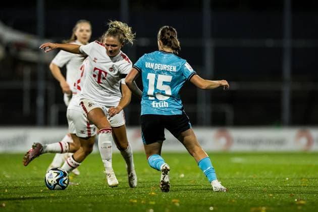 GOOGLE PIXEL Womens Bundesliga 1 FC Koeln Bayer 04 Leverkusen 20 10 2023 Marleen Schimmer 1 FC Koeln, 23 , Eva van Deursen Bayer 04 Leverkusen, 15 GOOGLE PIXEL Womens Bundesliga, 1 FC Koeln Bayer 04 Leverkusen, Koeln, Franz Kremer Stadium on 20 10 2023 DFB REGULATIONS PROHIBIT ANY USE OF PHOTOGRAPHS AS IMAGE SEQUENCES AND OR QUASI VIDEO Copyright: xBEAUTIFULxSPORTS Wunderlx
