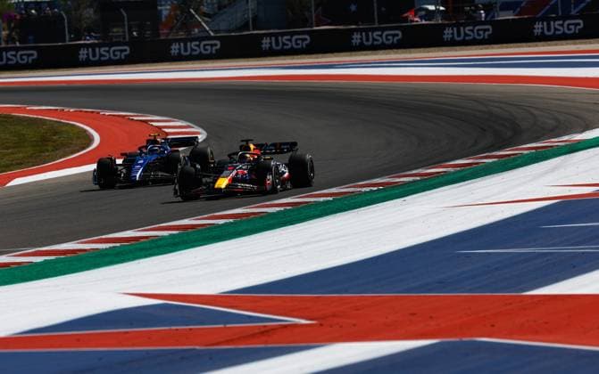 1 Max Verstappen NLD, Oracle Red Bull Racing , 2 Logan Sargeant USA, Williams Racing , F1 Grand Prix of USA at Circuit of The Americas on October 20, 2023 in Austin, United States of America Photo by HOCH ZWEI Austin United States of America