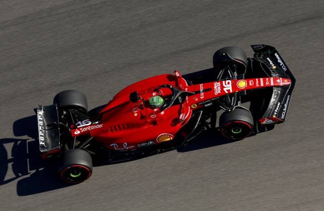 16 LECLERC Charles (mco), Scuderia Ferrari SF-23, action during the 2023 Formula 1 Lenovo United States Grand Prix, 18th round of the 2023 Formula One World Championship, WM, Weltmeisterschaft from October 20 to 22, 2023 on the Circuit of The Americas, in Austin, USA - F1 - US GRAND PRIX 2023 DPPI Panoramic  00123040_F12023GP19TEX_JK205712