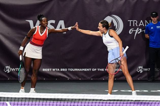 Transylvania Open 2023: Day 7 - Quarter-Finals Elena Gabriela Ruse and Alycia Parks during Transylvania Open, Quarter Finals: WTA, Tennis Damen Tennis Damen 250 Tournament in Cluj-Napoca, BT Arena, 20 October 2023 Cluj-Napoca Romania  Copyright: xFlaviuxBuboix originalFilename:buboi-notitle231020_np2k1.jpg