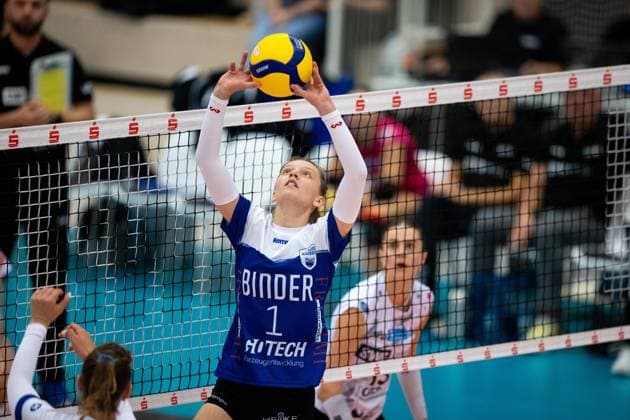 2 Bundesliga Women Pro Schwarz Weiss Erfurt vs Binder Blaubaeren TSV Flacht Erfurt 21 10 2023 Saskia Lenk 1 Binder Blaubaeren TSV Flacht 2 Bundesliga Women Pro Schwarz Weiss Erfurt vs Binder Blaubaeren TSV Flacht Riethsporthalle Erfurt 21 10 2023 Copyright: xBEAUTIFULxSPORTS Duehringx