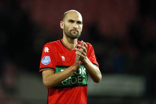 Football, Bas Dost announces retirement two years after cardiac arrest - Archive pictures
