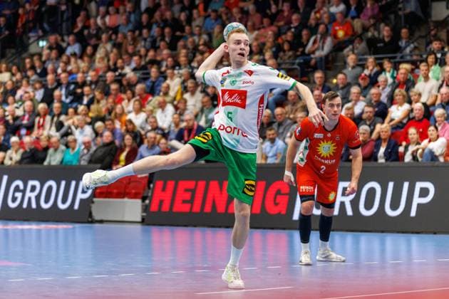 Florian Kranzmann GWD Minden, 05 at the seven-meter 7-meter throw GER, TuS N Luebbecke vs GWD Minden, Handball, 2 Bundesliga, 8 Spieltag, Spielzeit 2023 2024, 21 10 2023 GER, TuS N Luebbecke vs GWD Minden, Handball, 2 Bundesliga, 8 Spieltag, Spielzeit 2023 2024, 21 10 2023 Luebbecke Copyright: xEibner-Pressefotox xJanxStrohdiekx EP_JSK