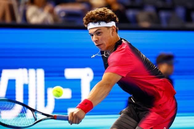 October 22, 2023, Tokyo, Japan: Ben Shelton (USA) hits a reverse against Aslan KARATSEV (RUS) during their singles final match of the Kinoshita Group Japan Open Tennis Championships 2023 at the Ariake Coliseum. This is the longest-running ATP, Tennis Herren Tour tournament in Asia, first held in 1972. The tournament runs from October 16 to 22. Tokyo Japan - ZUMAm191 20231022_aap_m191_022 Copyright: xRodrigoxReyesxMarinx