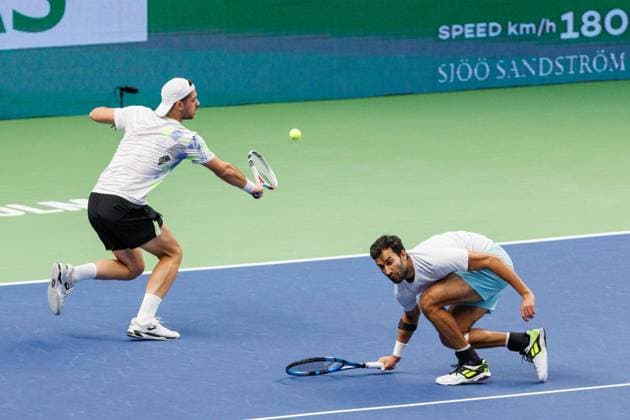 231022 Julian Cash of Great Britain and Yuki Bhambri of India during day 9 of the Nordic Open tennis tournament on October 22, 2023 in Stockholm Photo Michael Campanella BILDBYRAN COP 313 MC0070 tennis nordic open day 9 finals bbeng  Copyright: MICHAELxCAMPANELLA BB231022MC011
