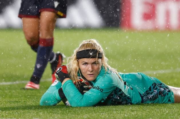 Bilder des Jahres 2023, Sport 10 Oktober Sport Themen der Woche KW42 Sport Bilder des Tages October 22, 2023, VALDEBEBAS, MADRID, SPAIN: Emma Holmgren of Levante UD in action during the spanish women league, Liga F, football match played between Real Madrid Femenino and Levante UD at Alfredo Di Stefano stadium on October 22, 2023, in Valdebebas, Madrid, Spain. VALDEBEBAS SPAIN - ZUMAa181 20231022_zaa_a181_193 Copyright: xOscarxJ.xBarrosox