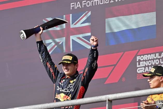 VERSTAPPEN Max (ned), Red Bull Racing RB19, portrait podium during the 2023 Formula 1 Lenovo United States Grand Prix, 18th round of the 2023 Formula One World Championship, WM, Weltmeisterschaft from October 20 to 22, 2023 on the Circuit of The Americas, in Austin, USA - F1 - US GRAND PRIX 2023 - RACE DPPI Panoramic  00123041_221023-COTA-4088-PVE