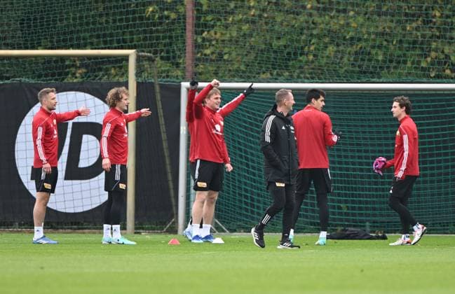 Football, men, season 2023 2024, Champions League, training of 1 FC Union Berlin at the stadium An der Alten Försterei the day before the match against SSC Napoli, f l Paul Jaeckel 1 FC Union Berlin , Alex Kral 1 FC Union Berlin , Mikkel Kaufmann 1 FC Union Berlin , Diogo Leite 1 FC Union Berlin , Brenden Aaronson 1 FC Union Berlin , 23 10 2023, Copyright: xMatthiasxKochx