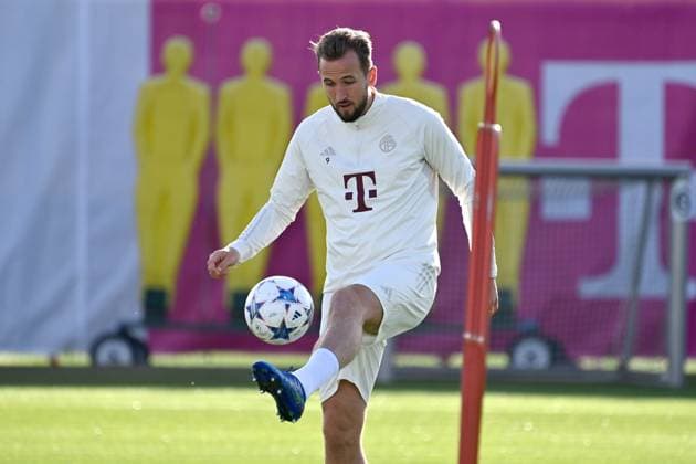 Harry KANE Bayern Muenchen on the ball,action,single image,cropped single image,half figure,half figure final training FC Bayern before the CL match against Galatasaray Istanbul on 23 10 2023,