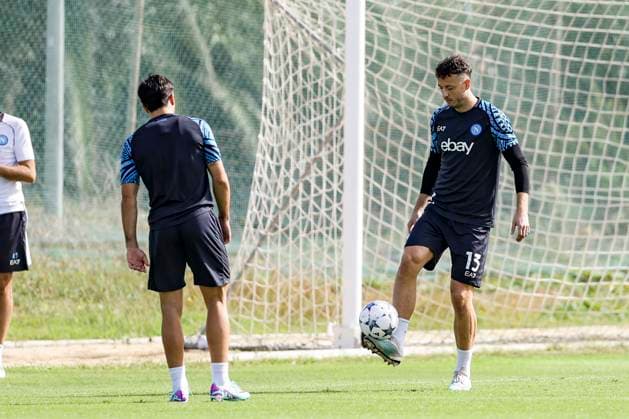 Italy: training session SSC Napoli SSC Napoli s Kossovari defender Amir Rrahmani during training ahead of the UEFA Champions League match against Union Berlin at the Konami Center on 23 October 2023, in Castel Volturno, Italy. ABPH6364 Copyright: xAntonioxBalascox