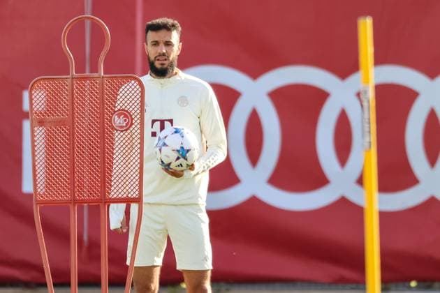Noussair Mazraoui FC Bayern Muenchen, 40 , final training FC Bayern Muenchen, football, season 23 24, 23 10 2023, final training FC Bayern Muenchen, football, season 23 24, 23 10 2023 Munich. Copyright: xEibner-Pressefoto JennixMaulx EP_JML