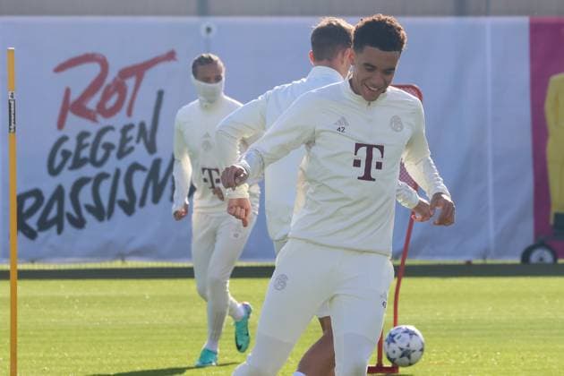 Jamal Musiala FC Bayern Muenchen, 42 laughing during training, final training FC Bayern Muenchen, football, season 23 24, 23 10 2023, final training FC Bayern Muenchen, football, season 23 24, 23 10 2023 Munich. Copyright: xEibner-Pressefoto JennixMaulx EP_JML