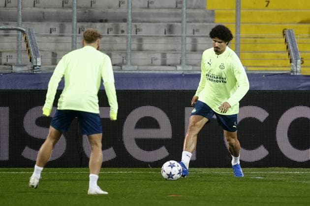 LENS - Andre Ramalho of PSV Eindhoven during the MD-1 training session ahead of the UEFA Champions League Group B match against RC Lens at the Stade Bollaert-Delelis on October 23, 2023 in Lens, France. ANP MAURICE VAN STEEN UEFA Champions League MD-1 2023 2024 xVIxANPxSportx xxANPxIVx 481920219 originalFilename: 481920219.jpg