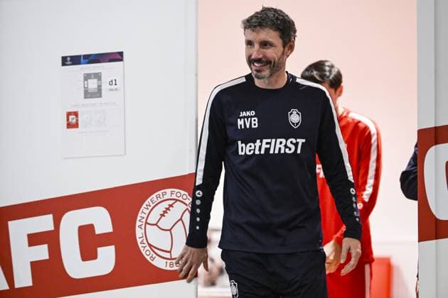 Antwerp s head coach Mark van Bommel pictured at the start of a press conference, PK, Pressekonferenz of Belgian soccer team Royal Antwerp FC, on Tuesday 24 October 2023 in Antwerp. The team is preparing for tomorrow s game against Portuguese club FC Porto, on day three of the Champions League group stage, in the group H. TOM GOYVAERTS TomxGoyvaerts  x78416394x