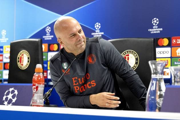 ROTTERDAM - Coach of Feyenoord Arne Slot during the MD-1 press conference, PK, Pressekonferenz prior to the UEFA Champions League match against SS Lazio Roma at Feyenoord Stadion de Kuip on October 24, 2023 in Rotterdam, Netherlands. ANP OLAF KRAAK UEFA Champions League 2023 24 2023 2024 xVIxANPxSportx xxANPxIVx 481987120 originalFilename: 481987120.jpg