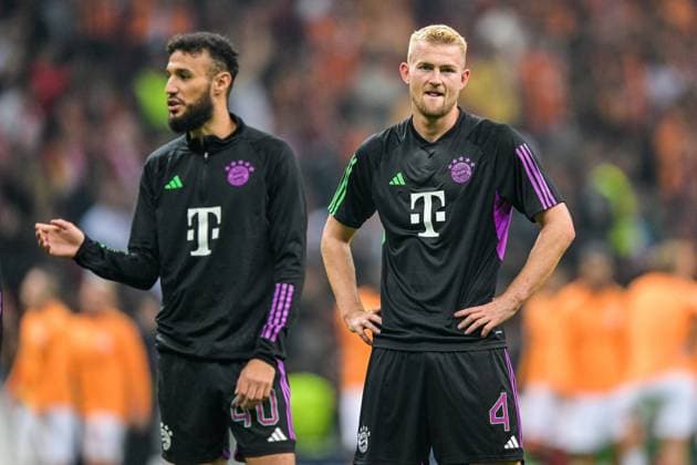 ISTANBUL - (l-r) Noussair Mazraoui of FC Bayern Munich, Matthijs de Ligt of FC Bayern Munich during the UEFA Champions League group A match between Galatasaray and FC Bayern Munich at the Rams Global Stadium on October 24 in Istanbul, Turkey. ANP Hollandse Hoogte UEFA Champions League 2023 24 2023 2024 xVIxANPxSportx xGerritxvanxKeulenxIVx 481999363 originalFilename: 481999363.jpg