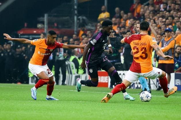 Alphonso Davies Muenchen 19 , Galatasaray Istanbul vs FC Bayern Muenchen, Football, Champions League, Group Stage, Season 2023 24, Matchday 3, 24 10 2023 Galatasaray Istanbul vs FC Bayern Muenchen, Football, Champions League, Group Stage, Season 2023 24, Matchday 3, 24 10 2023, Copyright: xEibner-Pressefoto JoergxNiebergax EP_EER