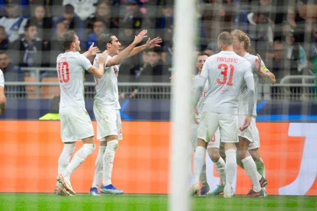 SOCCER - UEFA CL, Inter vs RBS MILAN,ITALY,24.OCT.23 - SOCCER - UEFA Champions League, group stage, FC Internazionale Milano vs Red Bull Salzburg. Image shows the rejoicing of RBS.  GEPAxpictures xGintarexKarpaviciute
